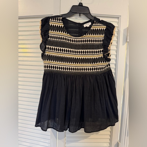THML Tops - THML sz MED Black and Cream embroidered Patterned sleeveless Blouse